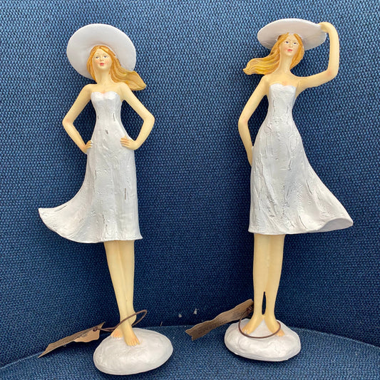Dekofigur Dame im Strandkleid